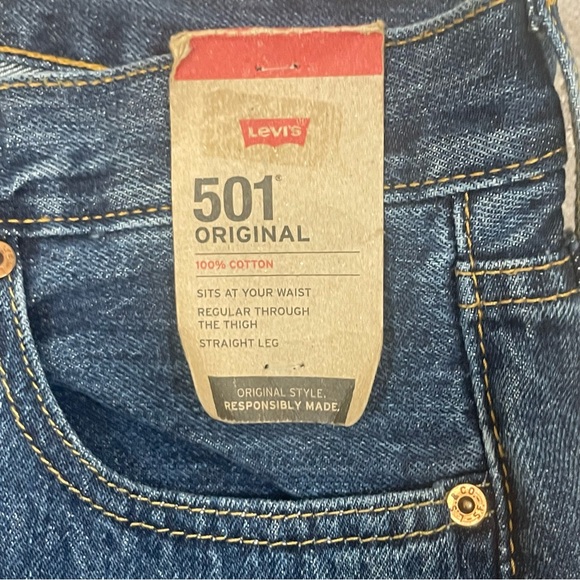 Levis 501 Jeans Mens 36X34 100% Cotton Denim Button Fly Blue Jeans - Picture 3 of 6